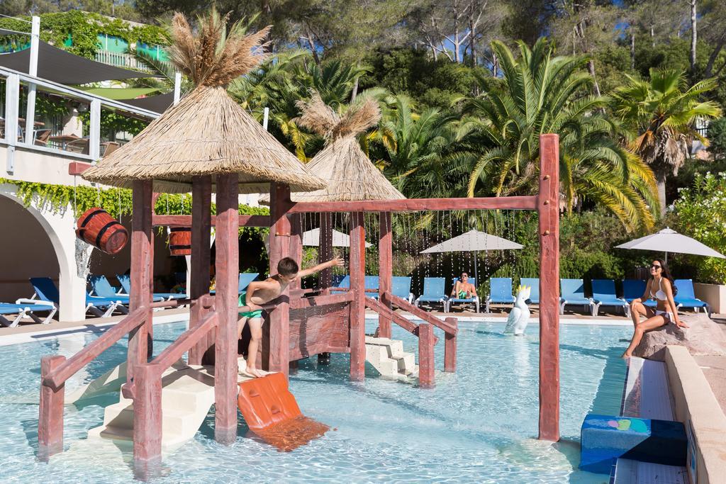 Frantheor Frejus 5 Etoiles Hotel Bagian luar foto