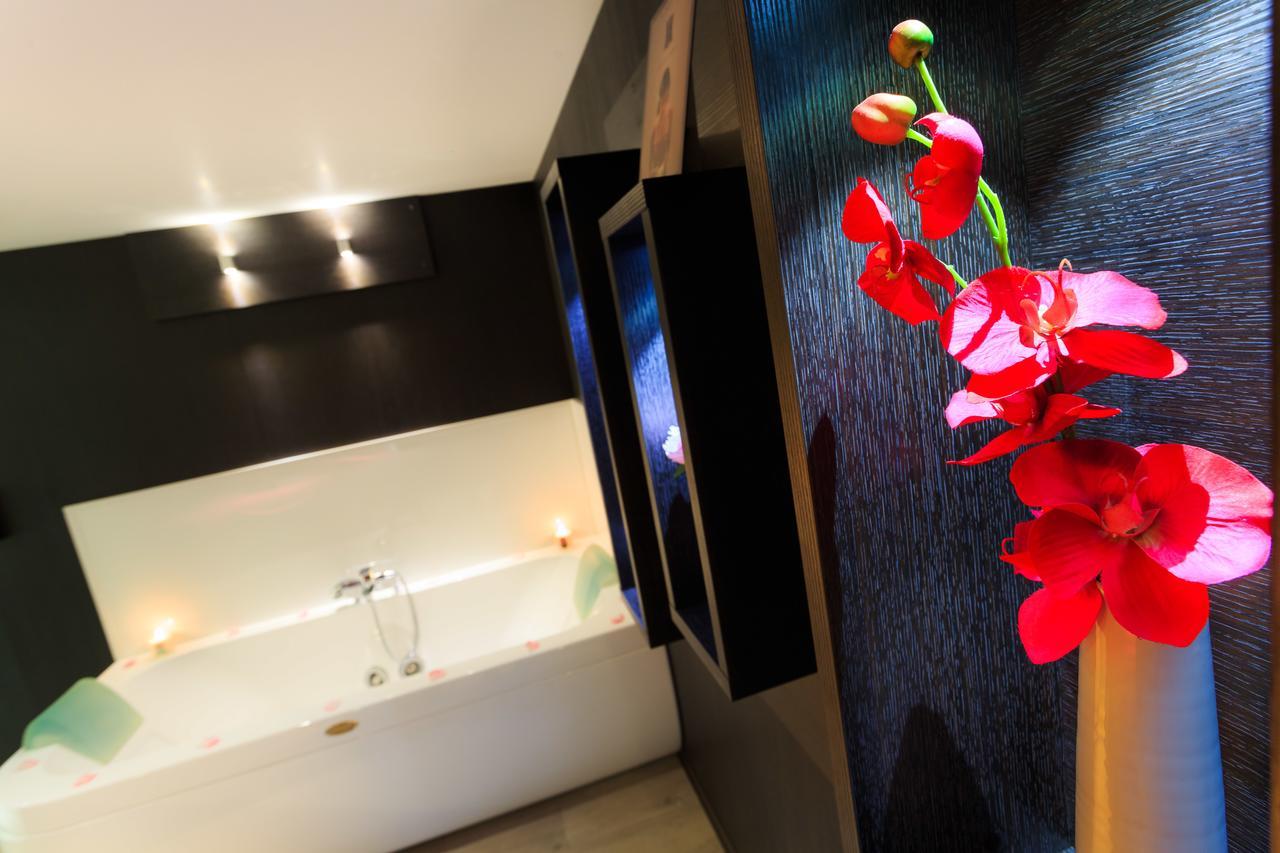 Frantheor Frejus 5 Etoiles Hotel Bagian luar foto